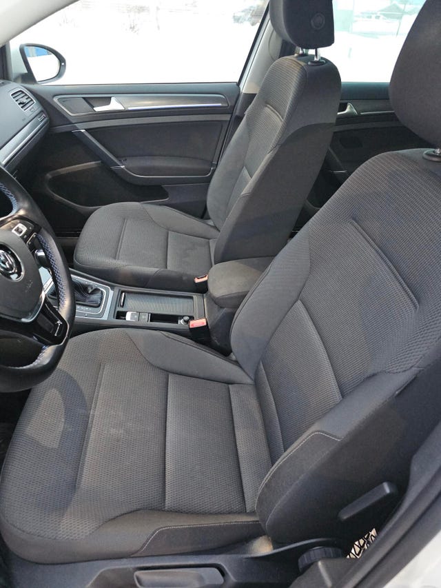 2019 VOLKSWAGEN GOLF - 12