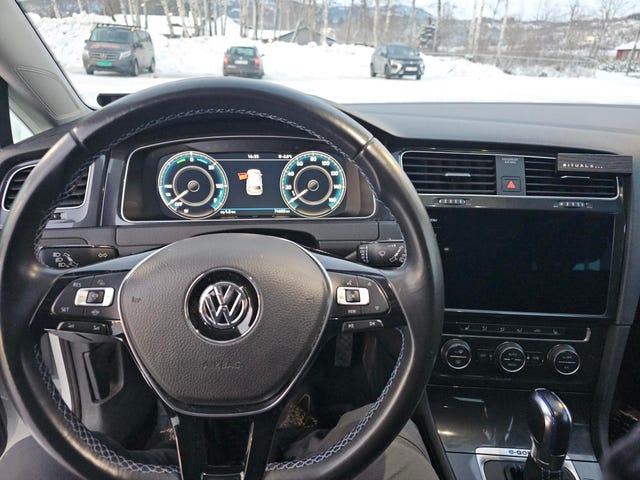 2019 VOLKSWAGEN GOLF - 21