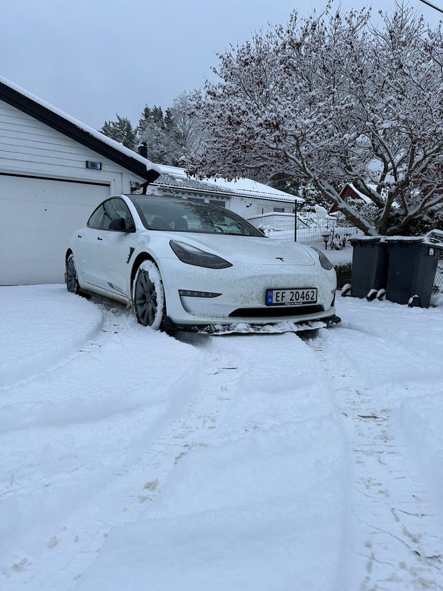 LRW3E7FR0NC480427 2022 TESLA MODEL 3-2