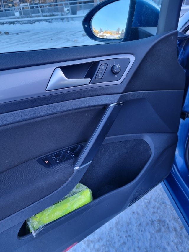 2015 VOLKSWAGEN GOLF - 34