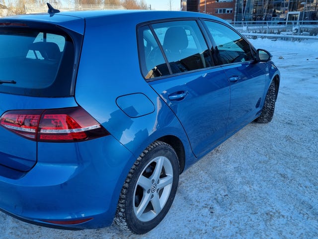 2015 VOLKSWAGEN GOLF - 15