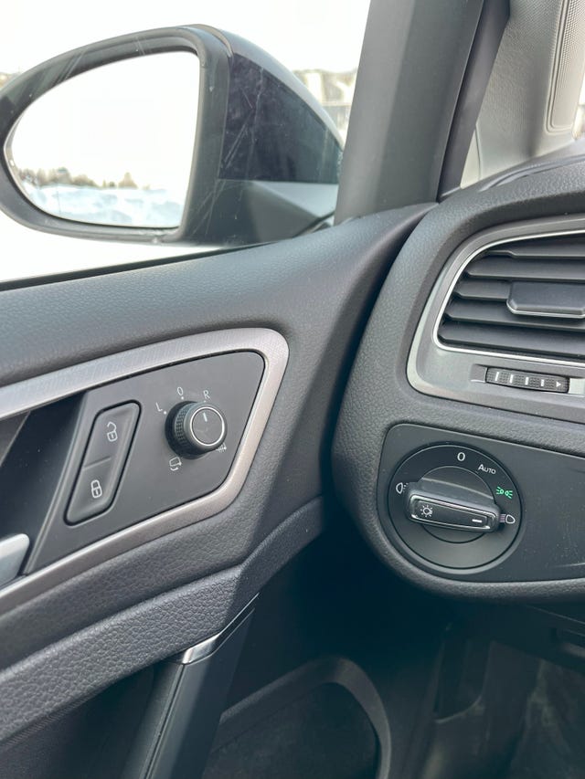2015 VOLKSWAGEN GOLF - 13
