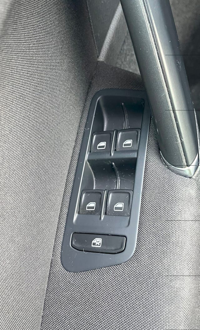 2015 VOLKSWAGEN GOLF - 12