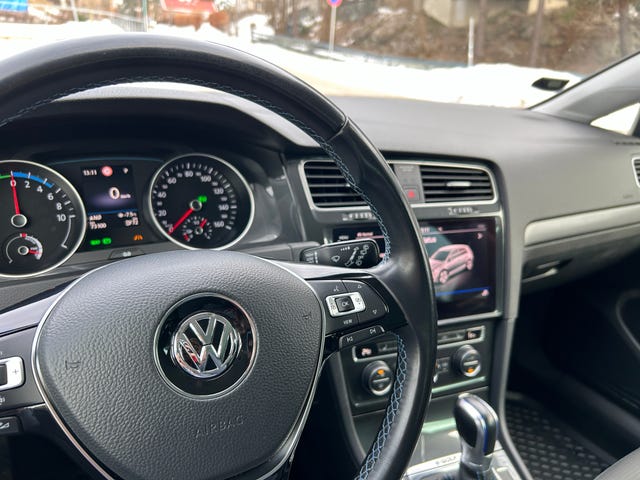 2019 VOLKSWAGEN GOLF - 16