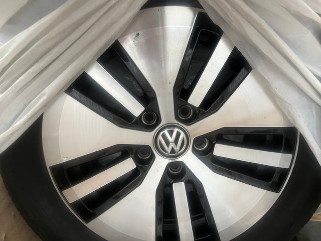 2019 VOLKSWAGEN GOLF - 11