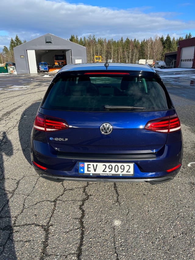 WVWZZZAUZK8902399 2019 VOLKSWAGEN GOLF-3