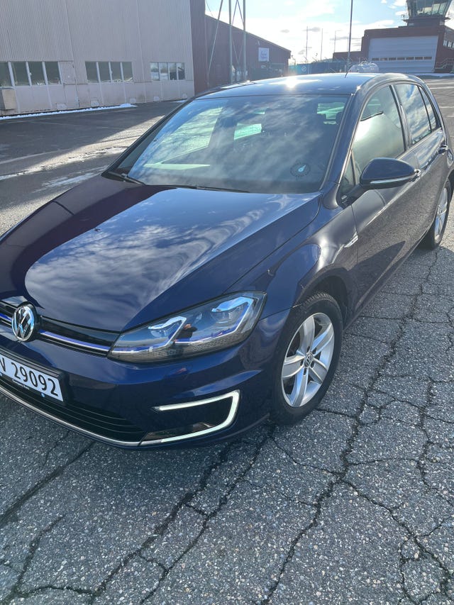 WVWZZZAUZK8902399 2019 VOLKSWAGEN GOLF-4