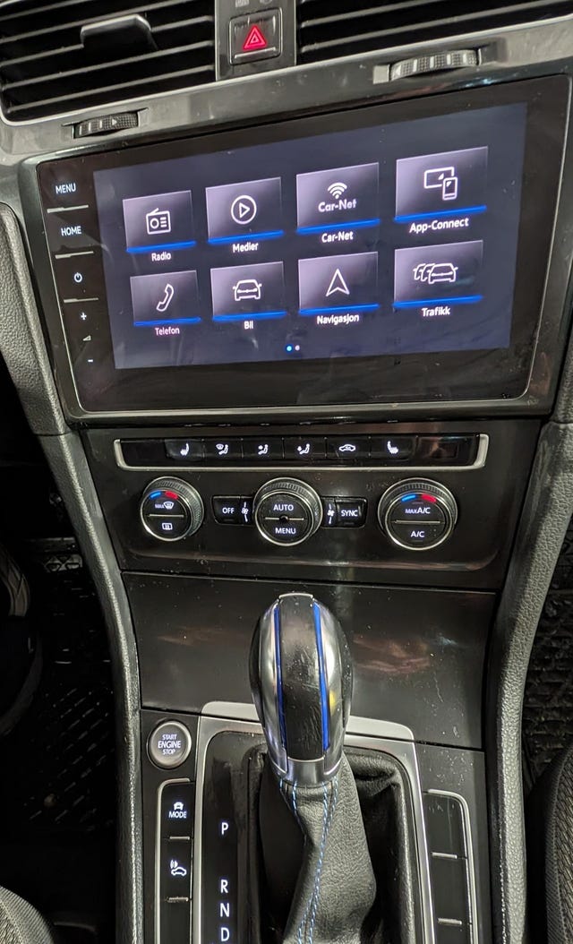 2018 VOLKSWAGEN GOLF - 11