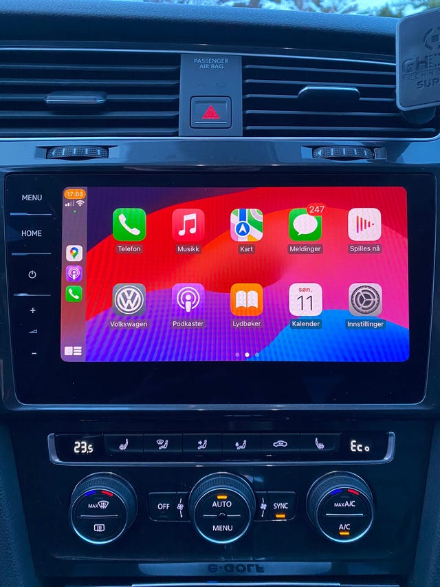 2018 VOLKSWAGEN GOLF - 24