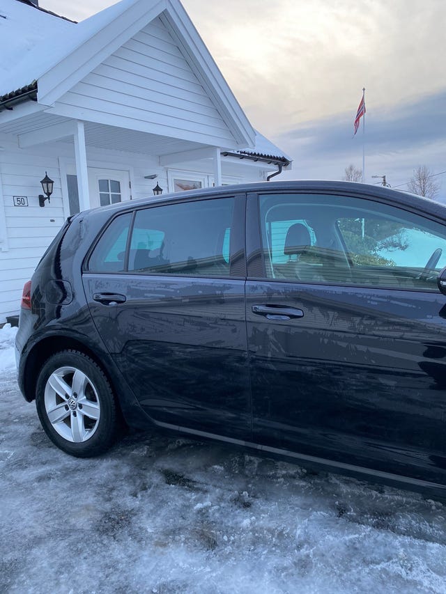 WVWZZZAUZJ8910681 2018 VOLKSWAGEN GOLF-4