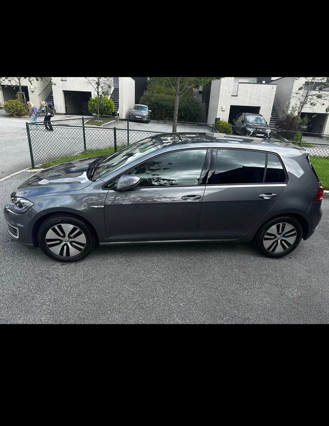 WVWZZZAUZK8909758 2019 VOLKSWAGEN GOLF-1