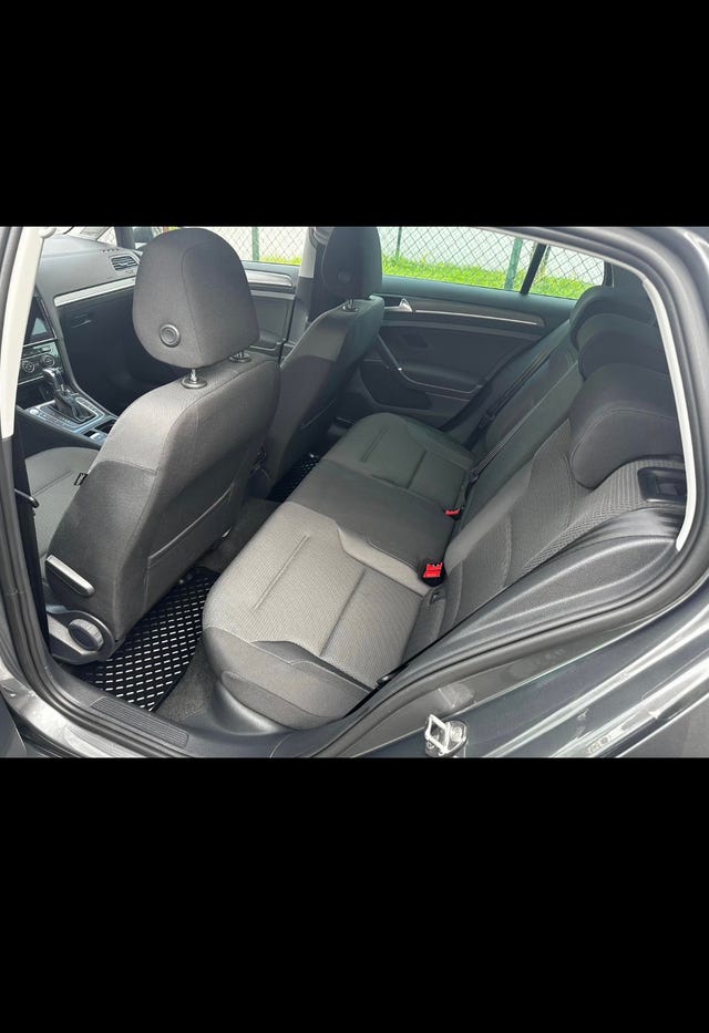 WVWZZZAUZK8909758 2019 VOLKSWAGEN GOLF-4