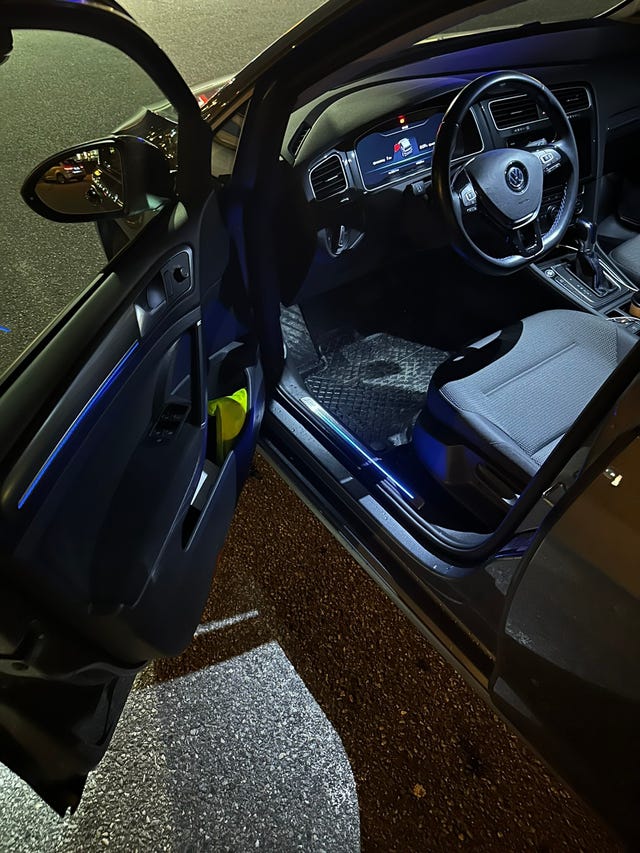 WVWZZZAUZK8909758 2019 VOLKSWAGEN GOLF-5