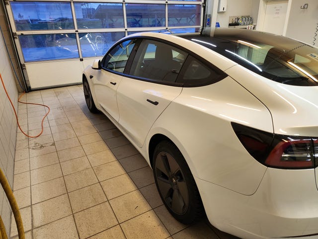 LRW3E7EK0NC510868 2022 TESLA MODEL 3-2