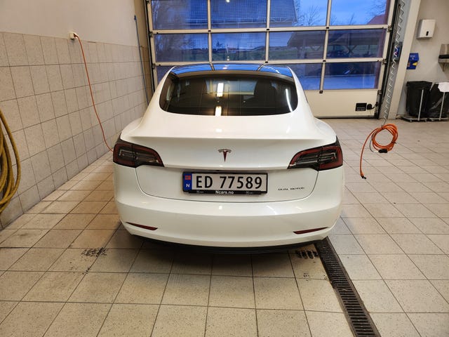 LRW3E7EK0NC510868 2022 TESLA MODEL 3-4