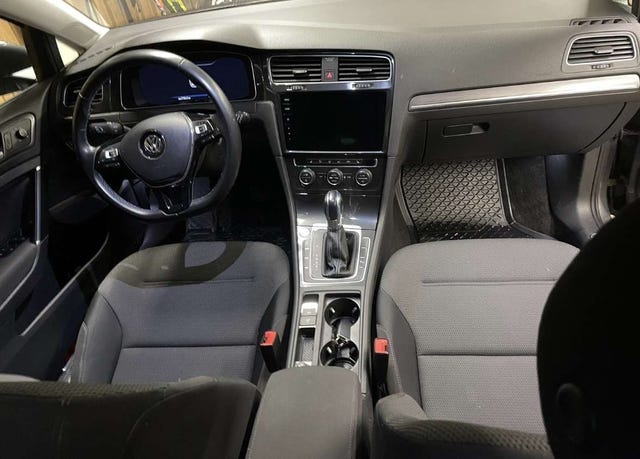 WVWZZZAUZK8905334 2019 VOLKSWAGEN GOLF-3