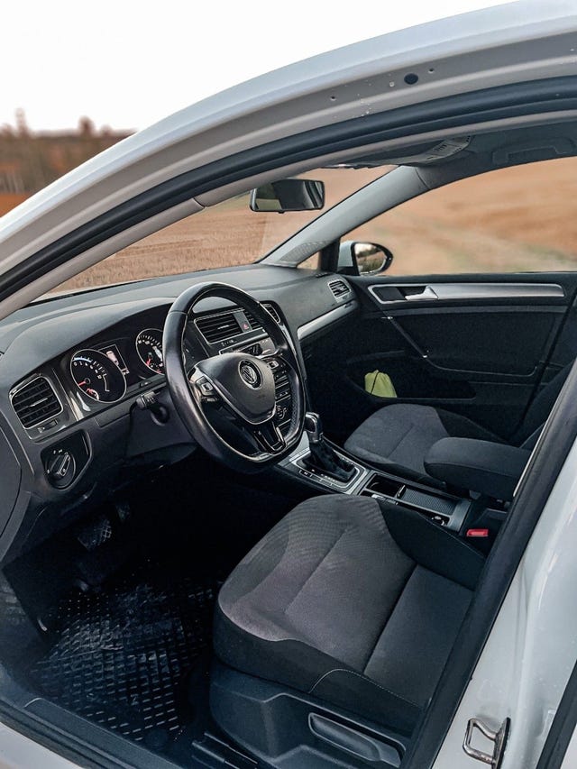 2015 VOLKSWAGEN GOLF - 11