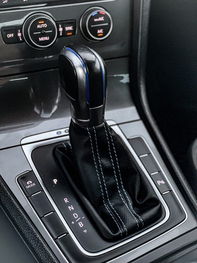 2015 VOLKSWAGEN GOLF - 15