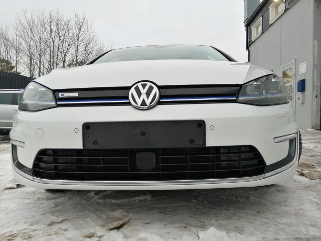 2018 VOLKSWAGEN GOLF - 12