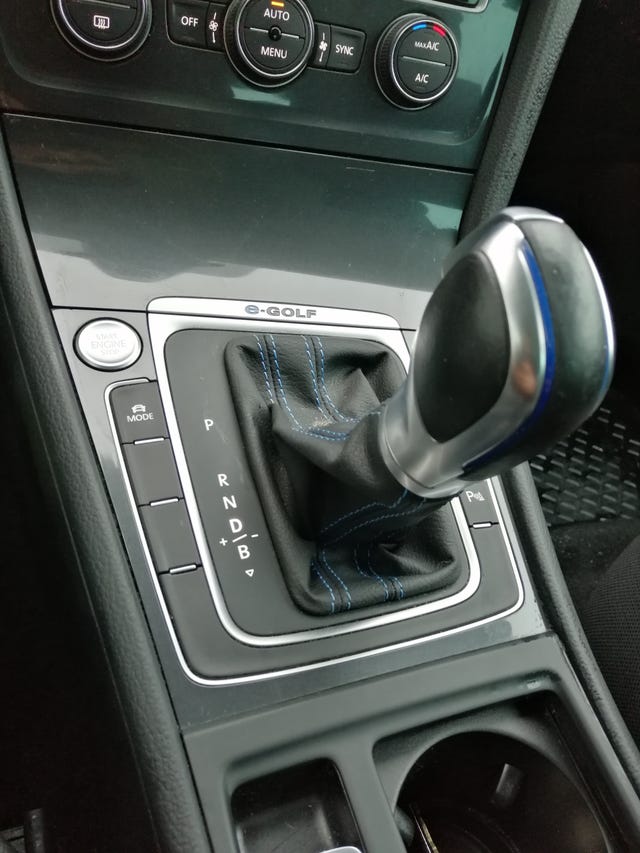 2018 VOLKSWAGEN GOLF - 43