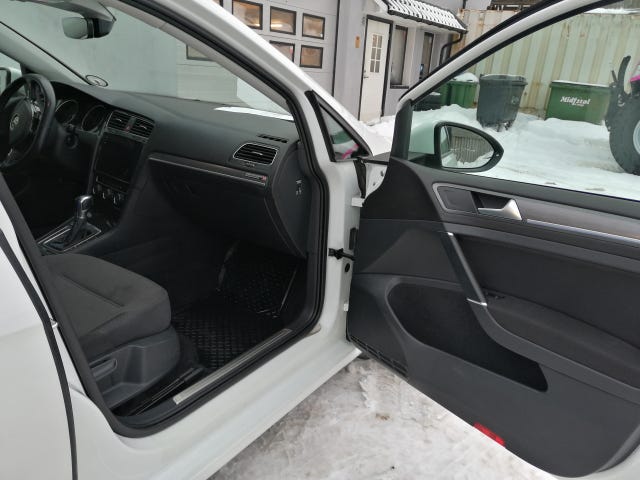 2018 VOLKSWAGEN GOLF - 21