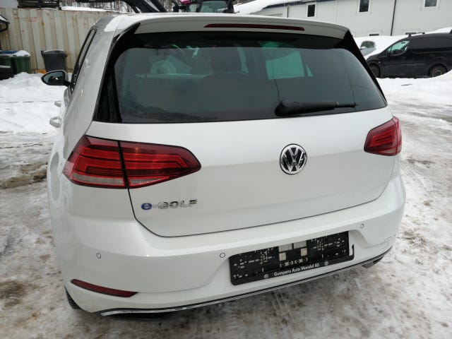 WVWZZZAUZJ8907530 2018 VOLKSWAGEN GOLF-5