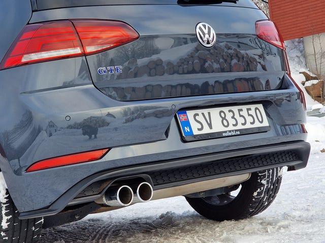 2018 VOLKSWAGEN GOLF - 28