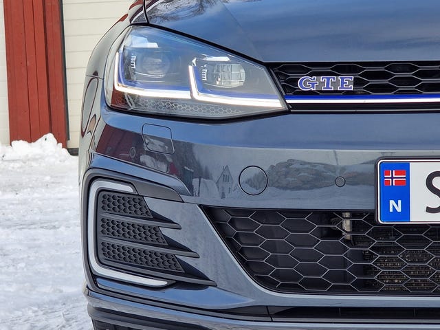 2018 VOLKSWAGEN GOLF - 13