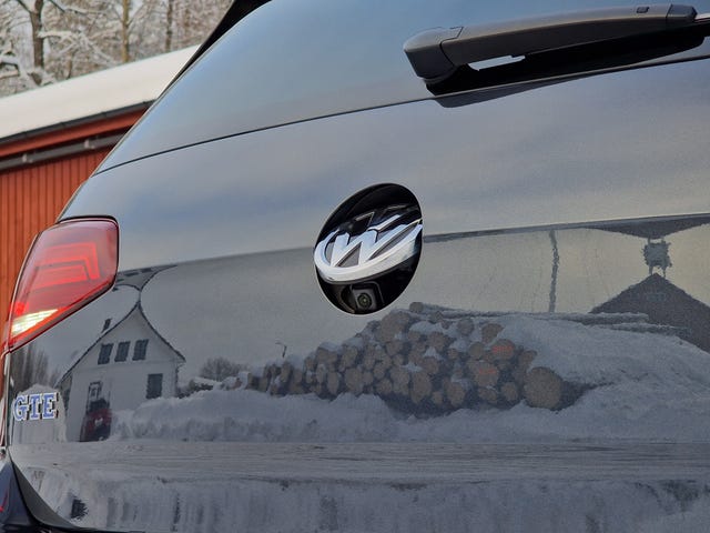 2018 VOLKSWAGEN GOLF - 30