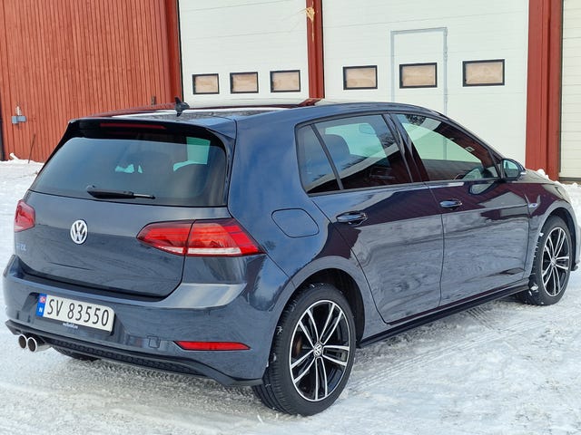WVWZZZAUZJW800348 2018 VOLKSWAGEN GOLF-3