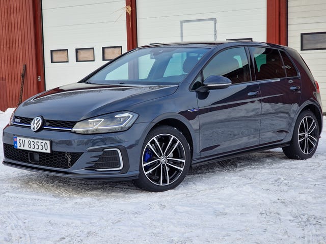 2018 VOLKSWAGEN GOLF - 10