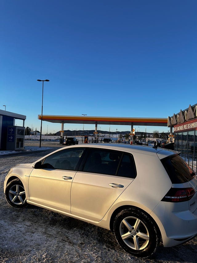 2015 VOLKSWAGEN GOLF - 15