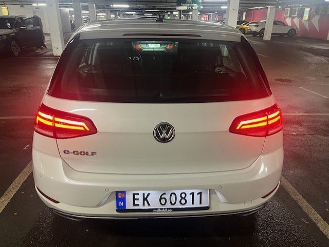 WVWZZZAUZJW903757 2018 VOLKSWAGEN GOLF-4