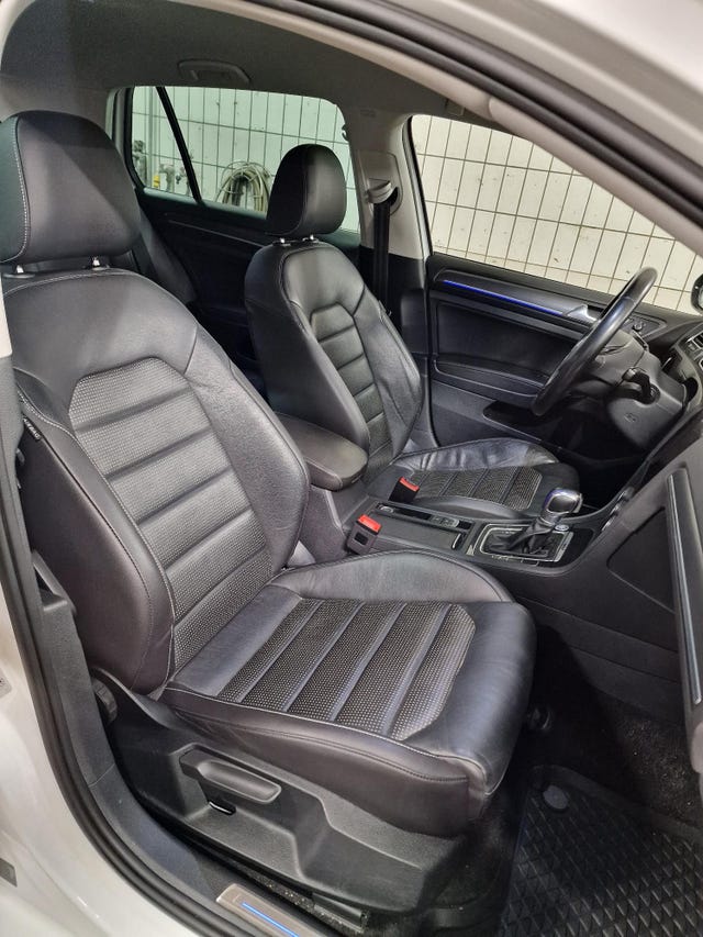 2019 VOLKSWAGEN GOLF - 22