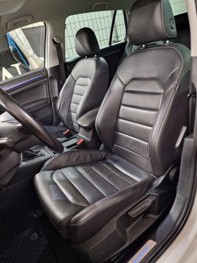 2019 VOLKSWAGEN GOLF - 13