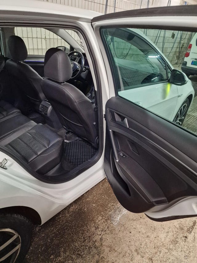 2019 VOLKSWAGEN GOLF - 18