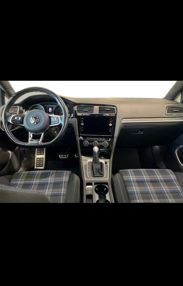 2019 VOLKSWAGEN GOLF - 7