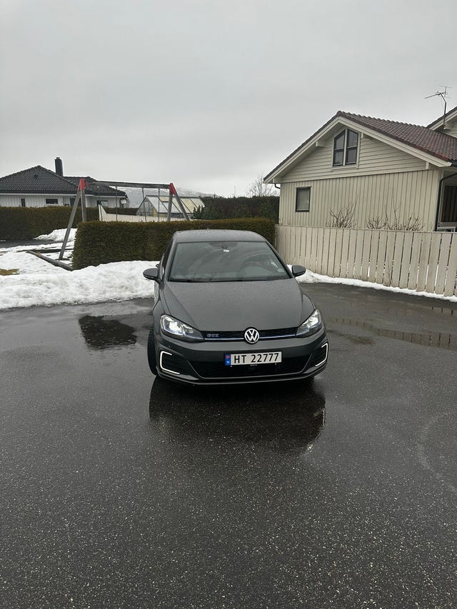 WVWZZZAUZKW800380 2019 VOLKSWAGEN GOLF-2