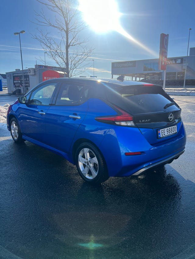 2022 NISSAN LEAF - 8