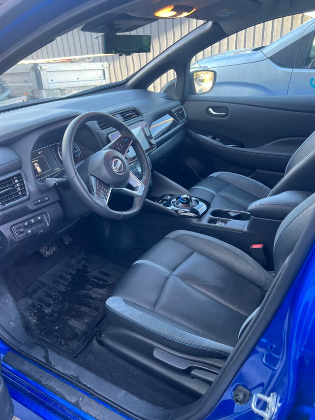 2022 NISSAN LEAF - 10