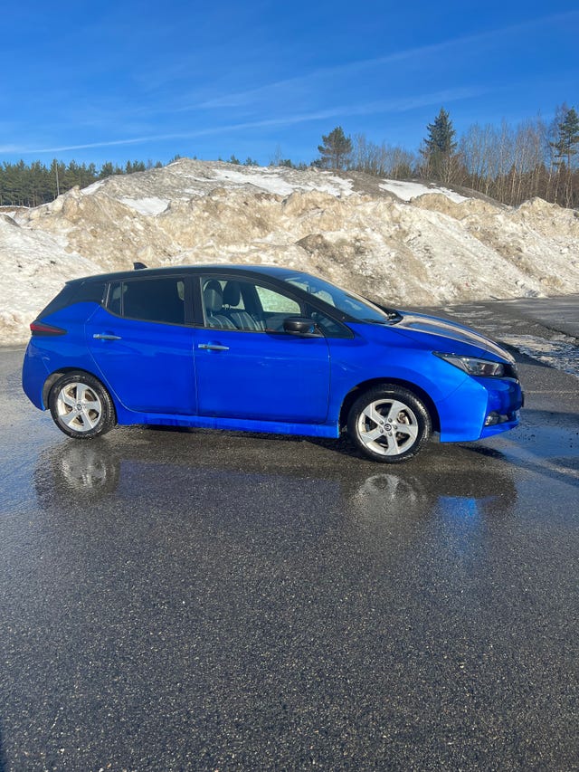 SJNFAAZE1U0178965 2022 NISSAN LEAF-4