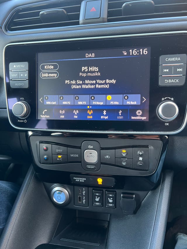 2022 NISSAN LEAF - 14