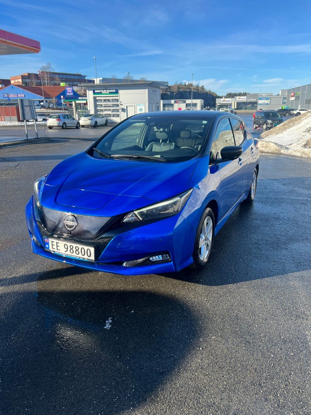 SJNFAAZE1U0178965 2022 NISSAN LEAF-2