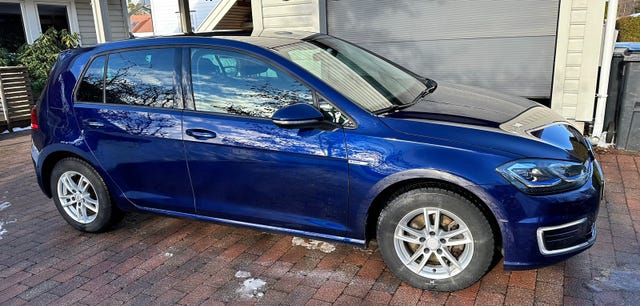 WVWZZZAUZKW917681 2019 VOLKSWAGEN GOLF-3