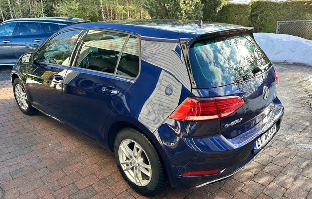 WVWZZZAUZKW917681 2019 VOLKSWAGEN GOLF-2