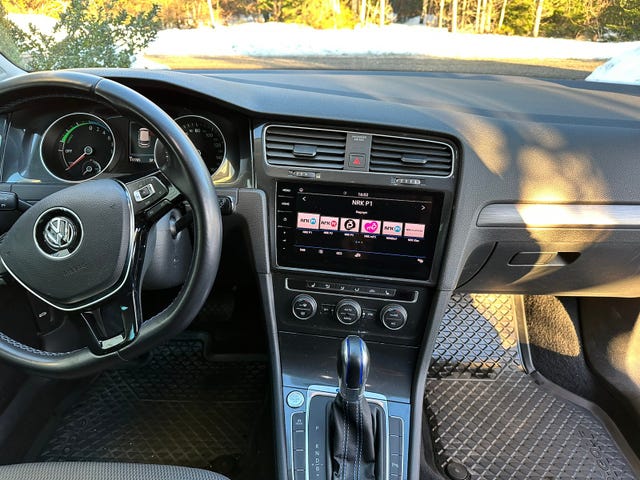 2019 VOLKSWAGEN GOLF - 15