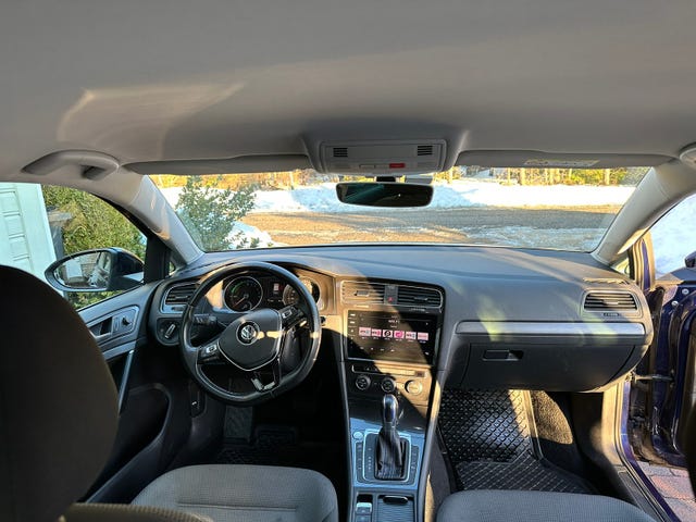 2019 VOLKSWAGEN GOLF - 13