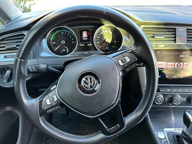 2019 VOLKSWAGEN GOLF - 14
