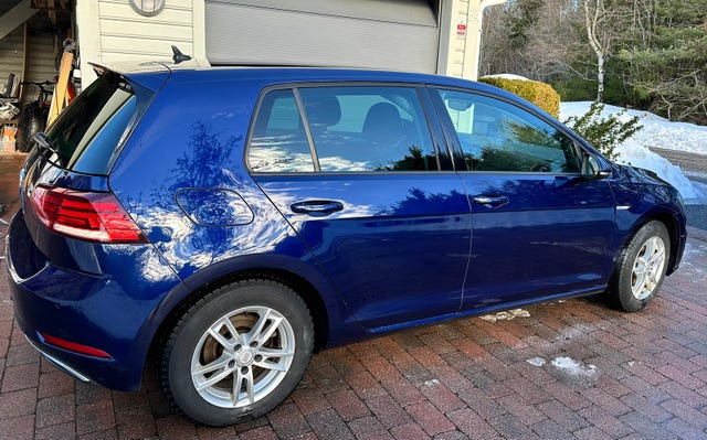 WVWZZZAUZKW917681 2019 VOLKSWAGEN GOLF-4