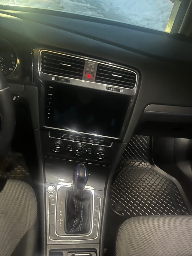 2019 VOLKSWAGEN GOLF - 13